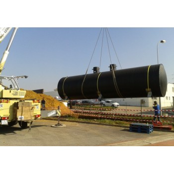 Cuves enterrée ou aérienne PEHD D.P. avec Berceaux Galva