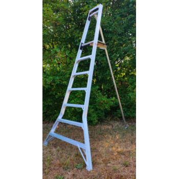Echelle plateforme fruitière tripode arboriculture FEE 7 niveaux