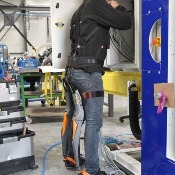 Exosquelette chaise IP14 NOONEE assis debout GOBIO ROBOT