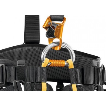 attache ventrale baudrier cuissard Falcon Ascent Petzl