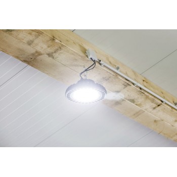 Projecteur a led pour éclairage des étables KERBL I Sécurama